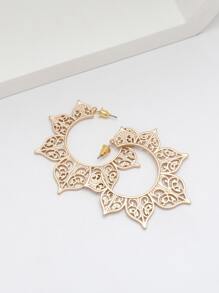 2pcs Hollow Out Hoop Earrings
