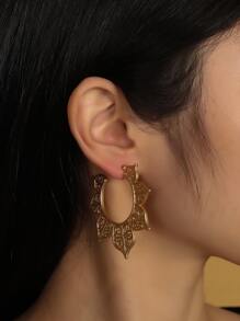 2pcs Hollow Out Hoop Earrings