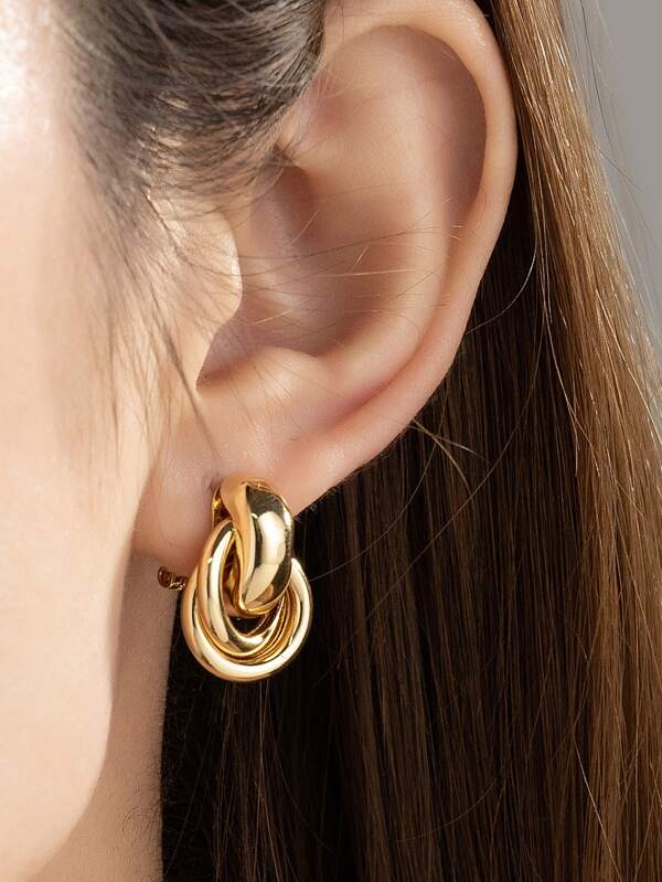 1 Pair Classic Geometric Twist Clip On Earrings Without Piercing For Women, Versatile Gold Jewelry