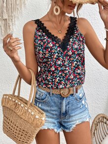 SHEIN Frenchy 碎花拼接水溶蕾絲背心上衣 - 彩色 - 查看 3