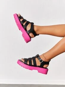 HighSole 女鞋采用編織細節,配有扣飾腳踝帶楔形涼鞋,適用於春夏季節 - 黑色 - 查看 6