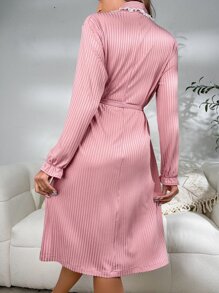 Bata con cinturón ribete con encaje con doble bolsillo - Rosa - Ver 2