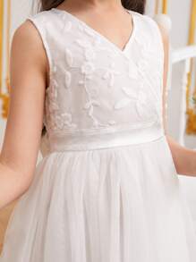 SHEIN 女孩對比刺繡後綁帶蝴蝶結網紗覆蓋洋裝 - 白色 - 查看 3