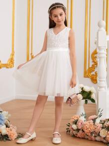 SHEIN 女孩對比刺繡後綁帶蝴蝶結網紗覆蓋洋裝 - 白色 - 查看 5