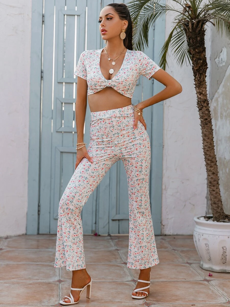 Glamaker Ditsy Floral Print Ruched Crop Top & Flare Leg Trousers - Multicolor - View 1