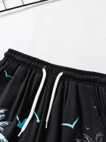 Boys Coconut Tree Print Drawstring Waist Shorts