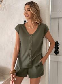 SHEIN LUNE 蝙蝠袖前紐扣T恤和腰部抽繩短褲