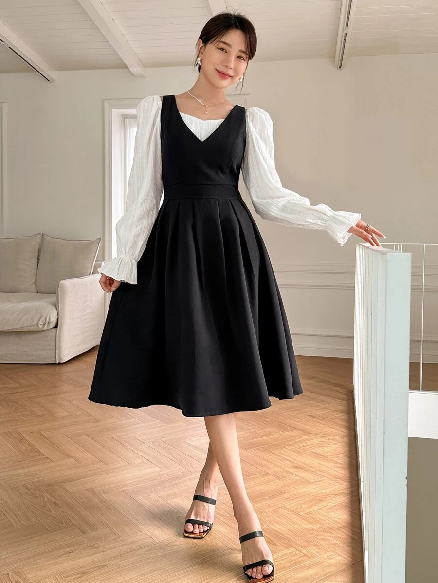 DAZY Solid Pinafore Dress Without Blouse - Black - View 1