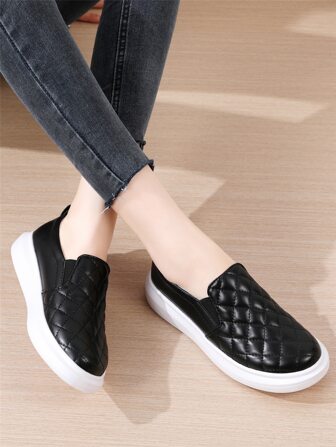 絎縫圖案一腳蹬鞋