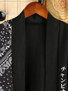 SHEIN 男孩佩斯利和日文字元圖案和服罩衫和短褲