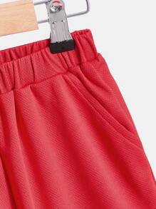 SHEIN Toddler Boys Basketball & Letter Graphic Striped Trim Tank Top & Shorts - Red - View 4