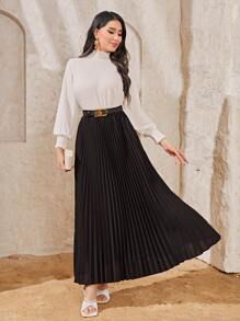 Modelyn Solid Belted Pleated Maxi Women Skirt - Black - View 3