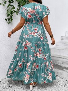 SHEIN Clasi Vestido con estampado floral, mangas de mariposa, volantes en el bajo y con cinturón para verano talla grande - Multicolor - Ver 2