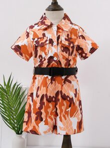 小男童幾何和迷彩印花腰帶襯衫連體短褲