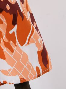 小男童幾何和迷彩印花腰帶襯衫連體短褲