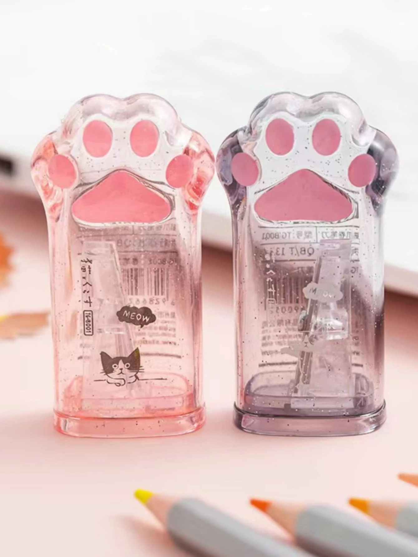 1 件随机爪子图案铅笔刀，可爱多用途基础学校铅笔刀，适合学生使用。可爱猫爪铅笔刀手动铅笔刀儿童猫爪铅笔刀文具带盖，适用于办公室家庭学校用品，粉色和灰色 - 彩色 - 查看 1