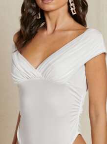 SHEIN BAE Body de hombros descubiertos fruncido