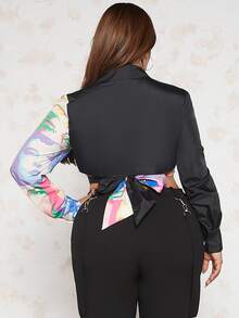 SHEIN SXY 大碼人像圖案後綁帶圍裹女士襯衫 - 彩色 - 查看 2