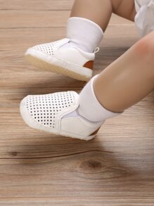 嬰兒鏤空一腳蹬鞋