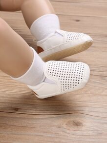 嬰兒鏤空一腳蹬鞋