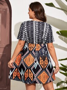 SHEIN Holidaya Plus Geo Print Scoop Neck Dress - Multicolor - View 2