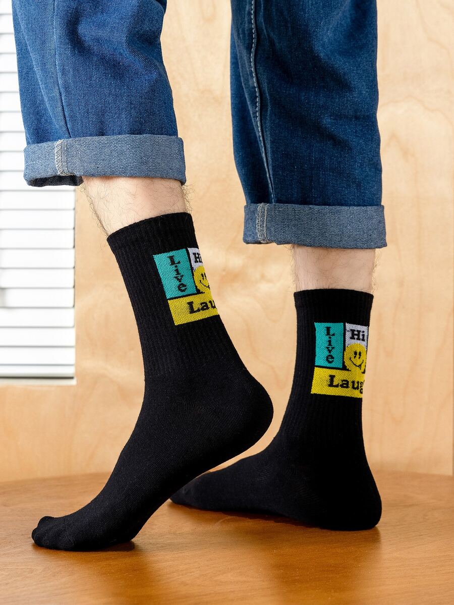 Hombres Calcetines de tripulación con estampado de letra - Negro - Ver 1