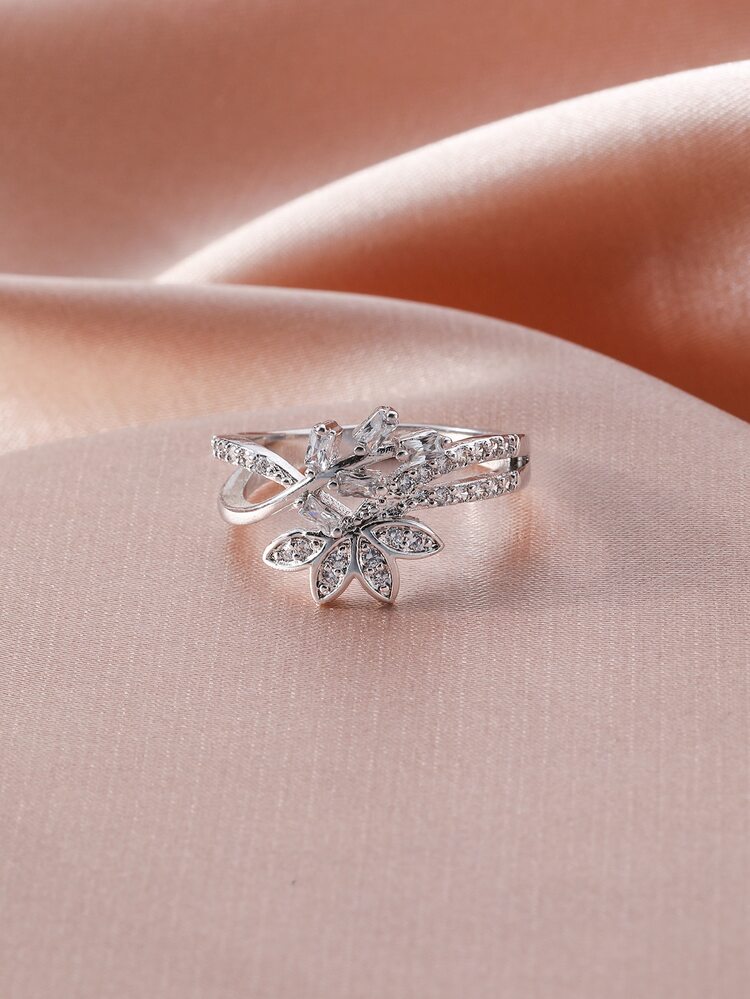 Cubic Zirconia Flower Decor Ring - Silver - View 2
