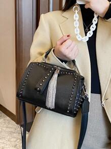 时尚百搭手提包，独特设计，纯色流苏铆钉波士顿包，优雅斜挎包，简约休闲宽肩带单肩包，适合通勤、外出、约会和购物。 - 黑色 - 查看 3