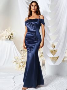 MUXXN Cold Shoulder Ruched Satin Formal Dress - Navy Blue - View 1