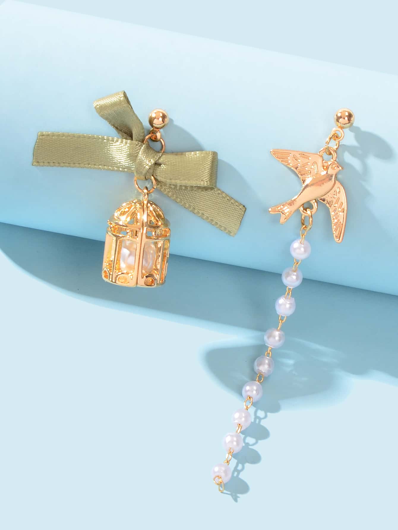 2入組鳥和人造珍珠裝飾不對稱耳墜 - 金黃色 - 查看 1