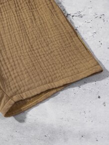 小男童熱帶圖案襯衫和短褲