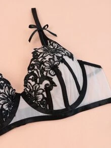 Floral Embroidery Mesh Underwire Lingerie Set - Multicolor - View 3