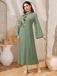 Al Najma Floral Embroidery Mock Neck Trumpet Sleeve Dress - Mint Green - View 5