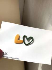 愛心裝飾不對稱耳釘 - 彩色 - 查看 3