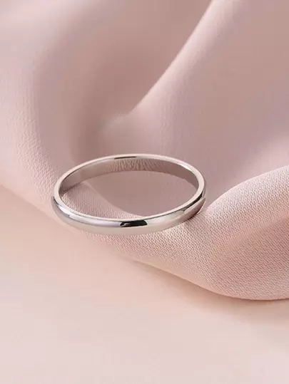 1pc Women's Fashion Stainless Steel 2mm Wide Classic Ring, Handcrafted With Slight Size Variation