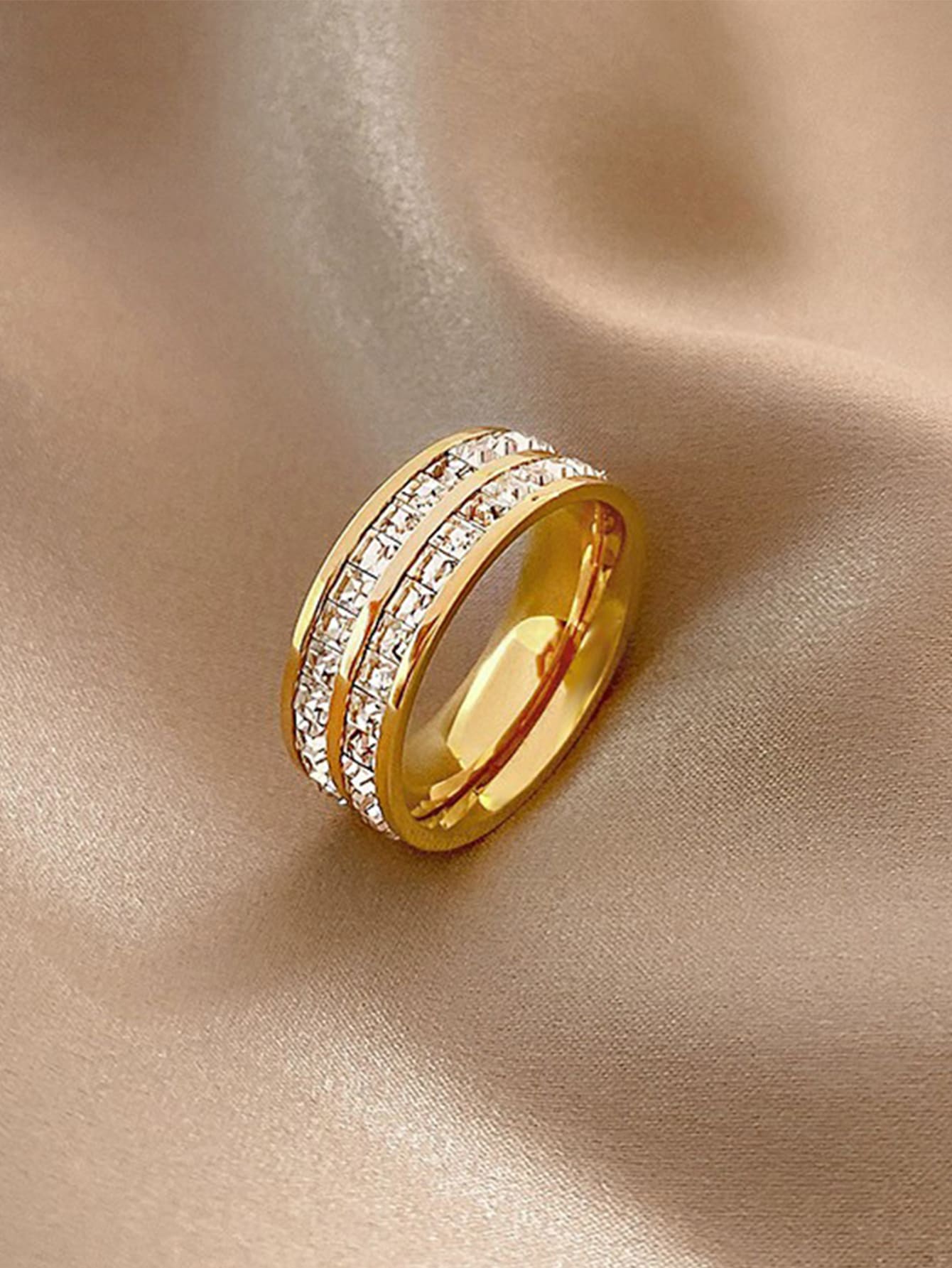 Nhẫn Trang Trí Đá Cubic Zirconia - Vàng - Xem 1