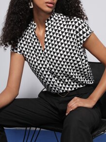 BizChic 滿版印花缺口領蝙蝠袖襯衫工作服