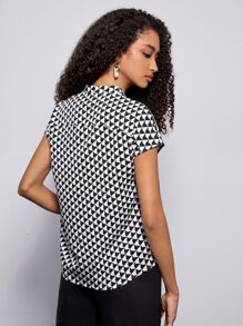 BizChic 滿版印花缺口領蝙蝠袖襯衫工作服