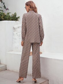 SHEIN Privé 滿版印花前紐扣襯衫和闊腿褲