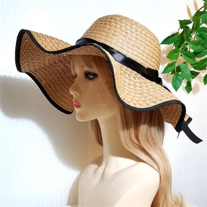 Bow Decor Straw Hat