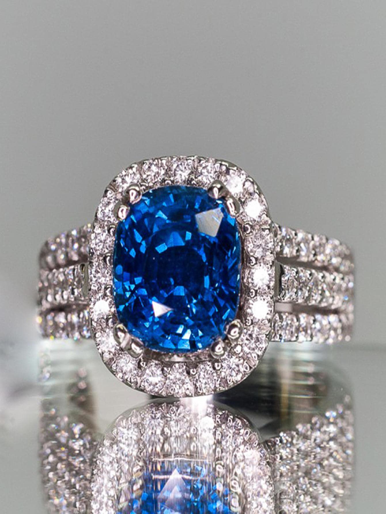 Nhẫn Trang Trí Đá Cubic Zirconia - Màu xanh lam - Xem 1