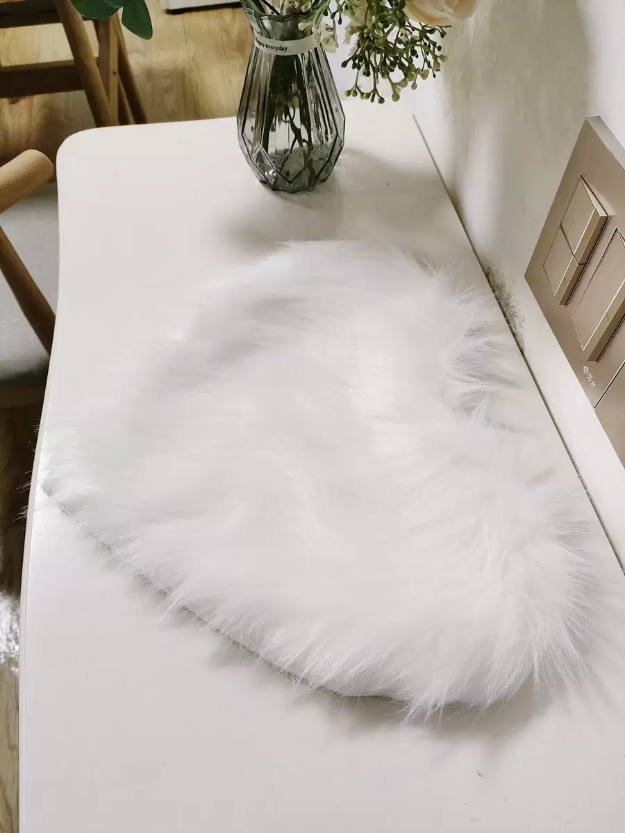 1pc Heart-Shaped Plush Dining Table Mat, Wedding & Home Decor