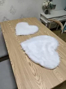 1pc Heart-Shaped Plush Dining Table Mat, Wedding & Home Decor