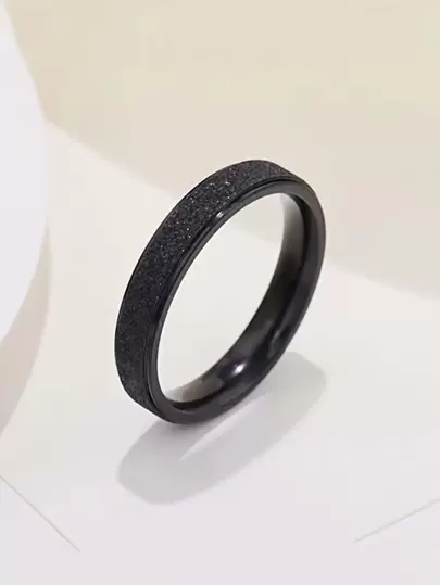 Anillo con textura de metal de acero inoxidable