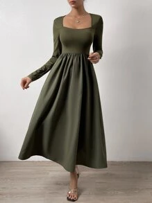 SHEIN Privé 方領A字連衣裙 - 軍綠色 - 查看 5