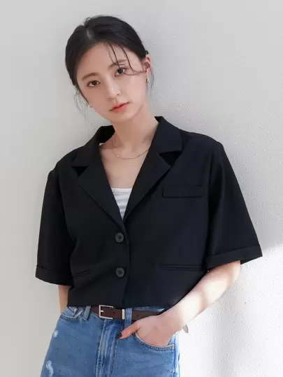 DAZY 素色前紐扣鏤空露背西裝外套