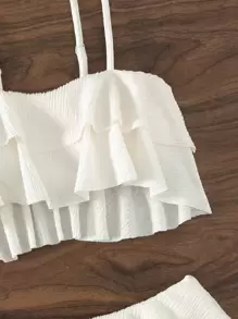 SHEIN Swim Conjunto de bikini texturizado de verano con top tipo camiseta de volantes y falda de volantes, 2 piezas