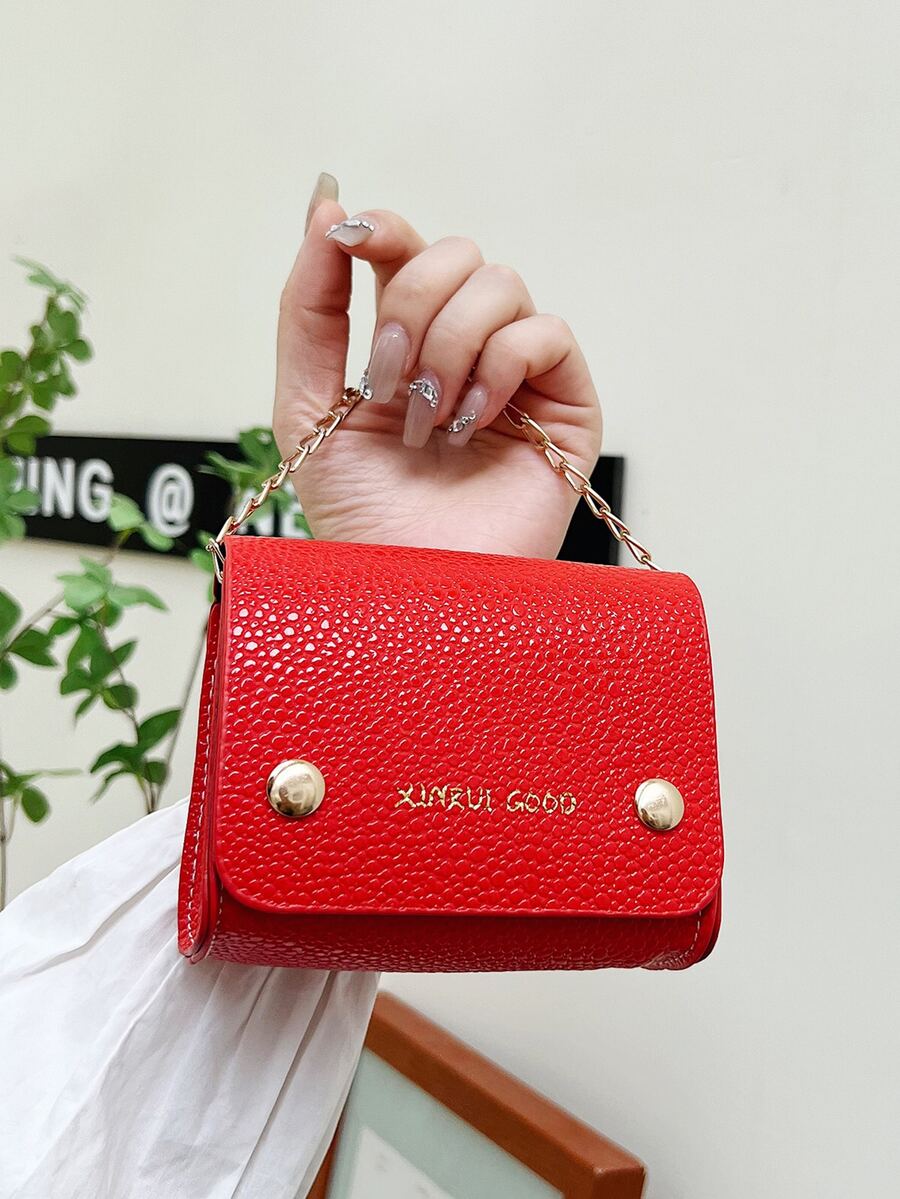 Bolsa cuadrada mini con estampado de letra de litchi en relieve con solapa - Rojo - Ver 1