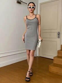DAZY Vestido ajustado de tirantes unido en contraste - Gris - Ver 3