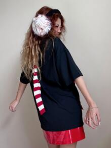 ROMWE Anime Camiseta de hombros caídos con estampado de figura - Negro - Ver 4